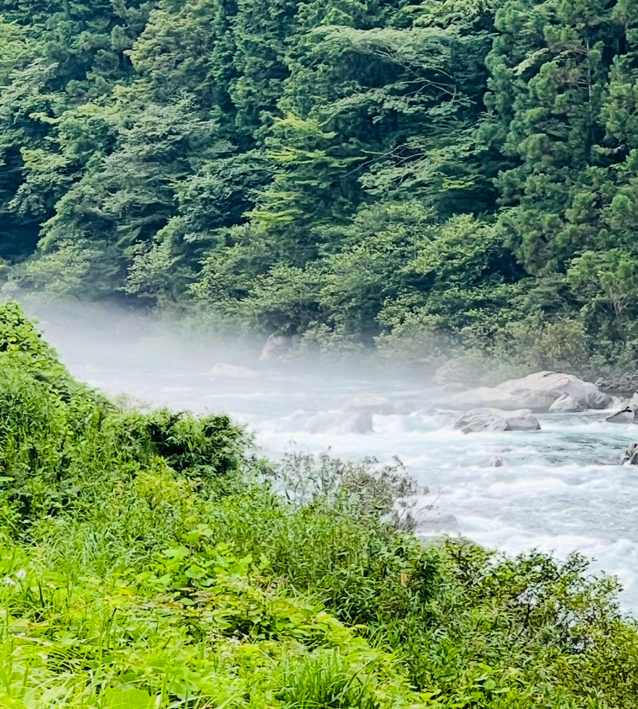 River mist in Shirakawa